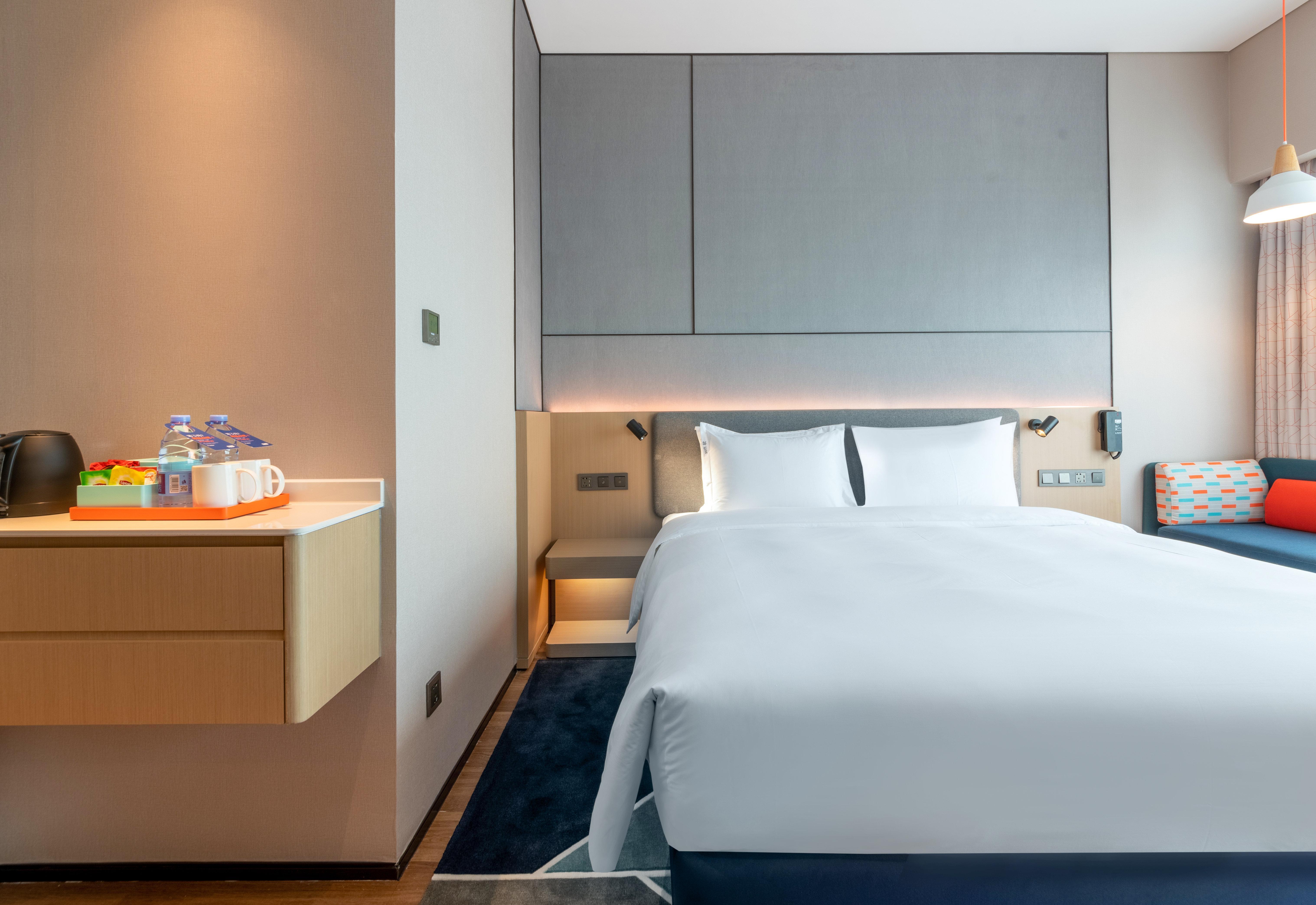 Holiday Inn Express Shenzhen Longhua By Ihg Eksteriør bilde