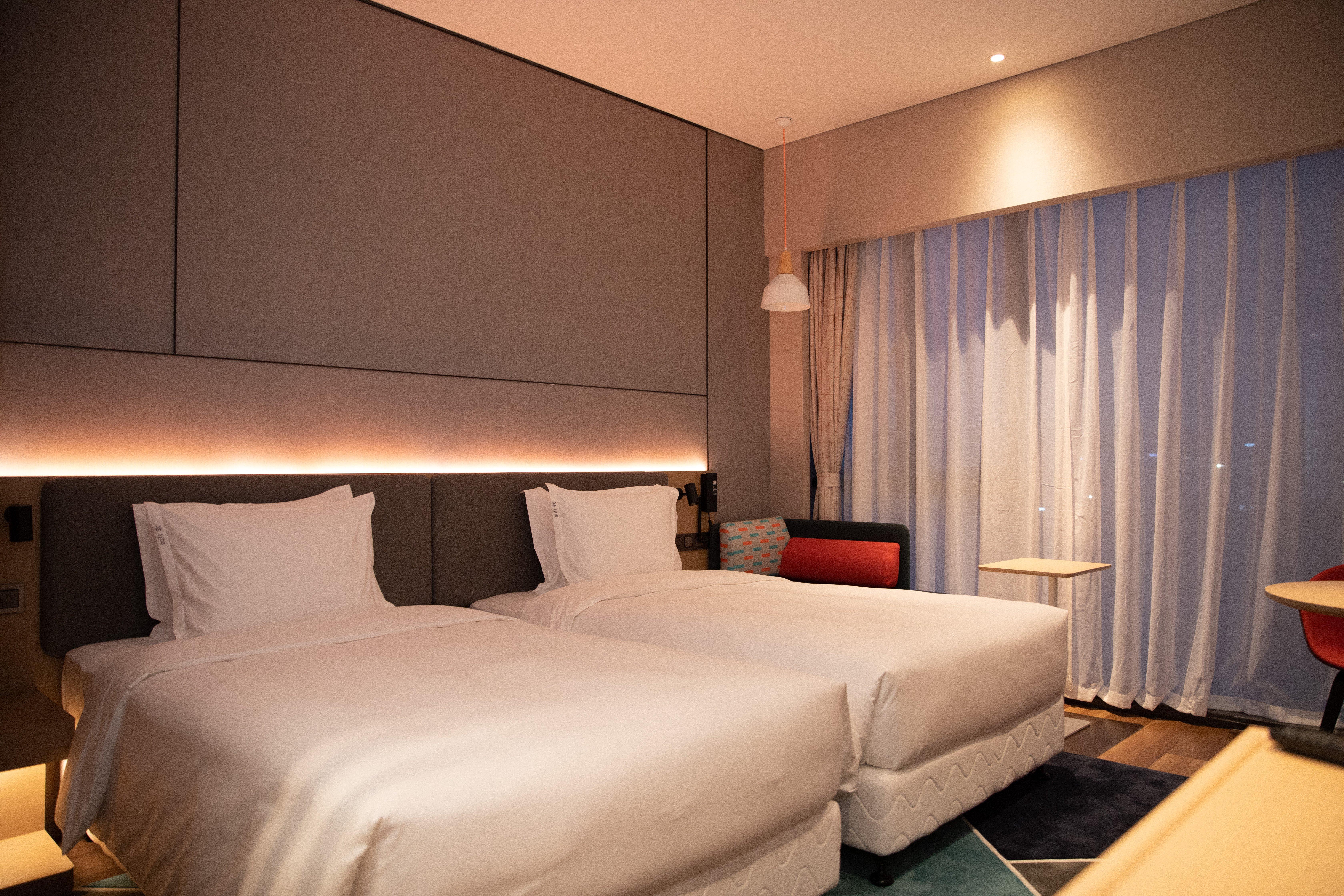 Holiday Inn Express Shenzhen Longhua By Ihg Eksteriør bilde